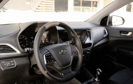 Hyundai Solaris II рестайлинг, 2021 год, 1 497 000 рублей, 5 фотография