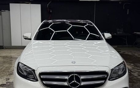 Mercedes-Benz E-Класс, 2016 год, 2 900 000 рублей, 1 фотография