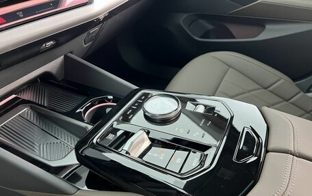 BMW 5 серия, 2025 год, 8 495 000 рублей, 16 фотография