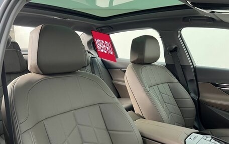 BMW 5 серия, 2025 год, 8 495 000 рублей, 15 фотография