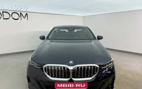 BMW 5 серия, 2025 год, 8 495 000 рублей, 3 фотография