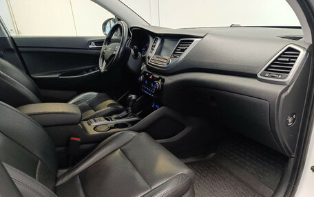 Hyundai Tucson III, 2017 год, 1 999 999 рублей, 7 фотография