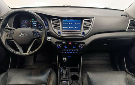 Hyundai Tucson III, 2017 год, 1 999 999 рублей, 10 фотография