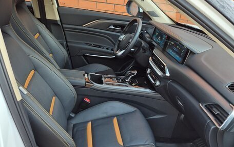 FAW Bestune T77, 2022 год, 1 800 000 рублей, 8 фотография