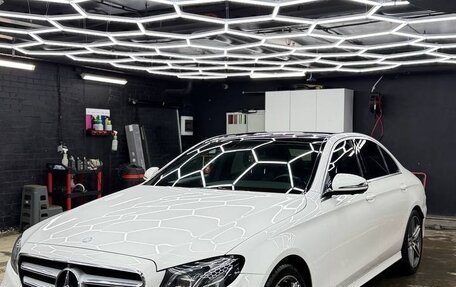 Mercedes-Benz E-Класс, 2016 год, 2 900 000 рублей, 2 фотография