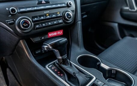 KIA Sportage IV рестайлинг, 2017 год, 2 142 200 рублей, 8 фотография