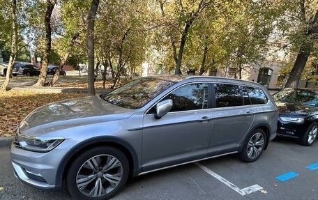 Volkswagen Passat B8 рестайлинг, 2018 год, 2 900 000 рублей, 1 фотография
