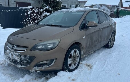 Opel Astra J, 2012 год, 650 000 рублей, 9 фотография