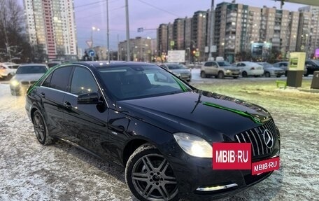 Mercedes-Benz E-Класс, 2012 год, 985 000 рублей, 2 фотография