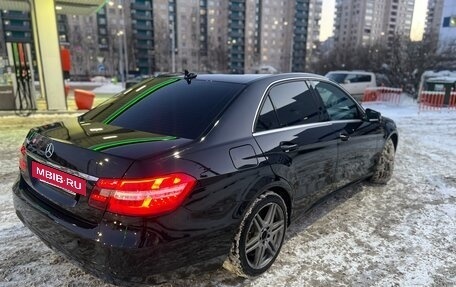 Mercedes-Benz E-Класс, 2012 год, 985 000 рублей, 3 фотография