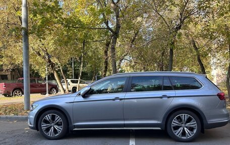 Volkswagen Passat B8 рестайлинг, 2018 год, 2 900 000 рублей, 7 фотография