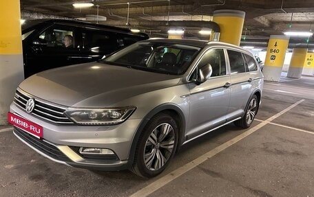 Volkswagen Passat B8 рестайлинг, 2018 год, 2 900 000 рублей, 8 фотография