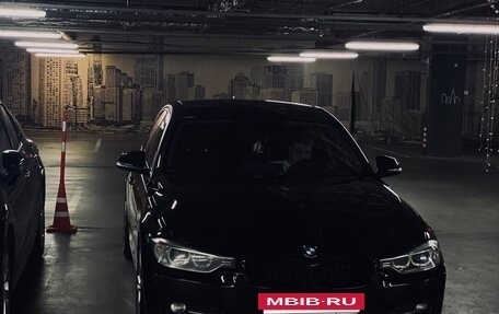 BMW 3 серия, 2013 год, 1 800 000 рублей, 2 фотография