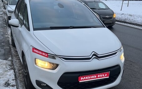 Citroen C4 Picasso II рестайлинг, 2014 год, 999 000 рублей, 1 фотография