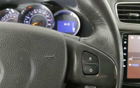 Renault Sandero II рестайлинг, 2016 год, 870 000 рублей, 14 фотография