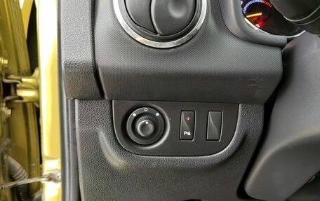 Renault Sandero II рестайлинг, 2016 год, 870 000 рублей, 20 фотография