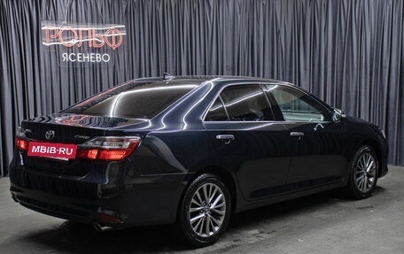 Toyota Camry, 2017 год, 2 298 000 рублей, 5 фотография