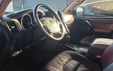 Toyota Land Cruiser 200, 2011 год, 3 350 000 рублей, 11 фотография