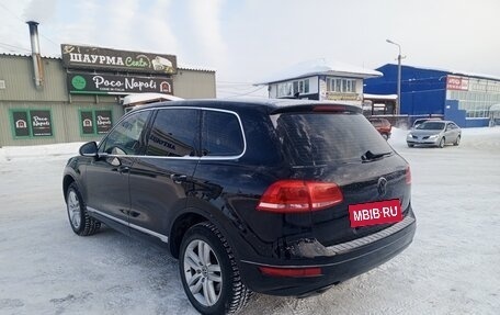 Volkswagen Touareg III, 2010 год, 1 750 000 рублей, 3 фотография
