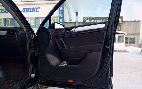 Volkswagen Touareg III, 2010 год, 1 750 000 рублей, 18 фотография