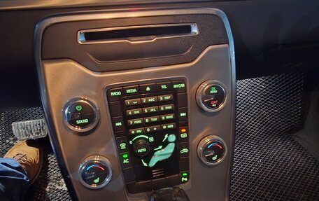 Volvo S80 II рестайлинг 2, 2012 год, 1 048 000 рублей, 10 фотография