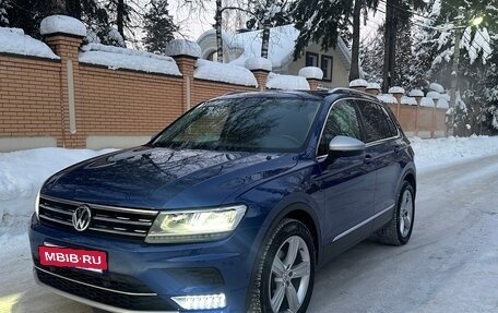Volkswagen Tiguan II, 2018 год, 2 449 000 рублей, 9 фотография