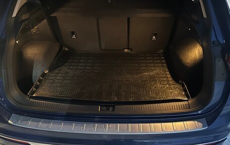 Volkswagen Tiguan II, 2018 год, 2 449 000 рублей, 28 фотография