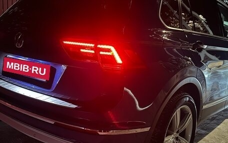 Volkswagen Tiguan II, 2018 год, 2 449 000 рублей, 31 фотография