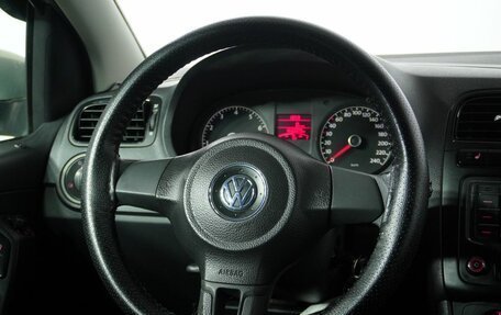 Volkswagen Polo VI (EU Market), 2012 год, 599 000 рублей, 16 фотография