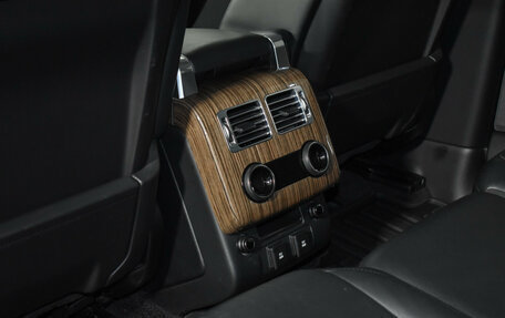 Land Rover Range Rover IV рестайлинг, 2018 год, 4 900 000 рублей, 13 фотография