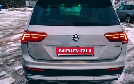 Volkswagen Tiguan II, 2020 год, 2 720 000 рублей, 6 фотография