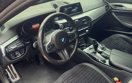 BMW 5 серия, 2018 год, 3 430 000 рублей, 8 фотография