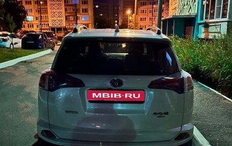Toyota RAV4, 2016 год, 2 360 000 рублей, 1 фотография