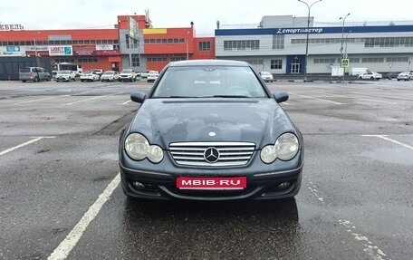 Mercedes-Benz C-Класс, 2007 год, 640 000 рублей, 1 фотография