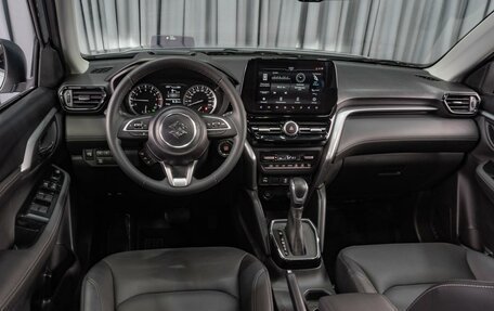 Suzuki Grand Vitara, 2023 год, 4 499 000 рублей, 6 фотография