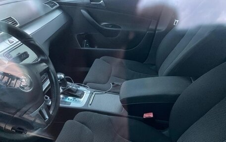 Volkswagen Passat B6, 2010 год, 547 000 рублей, 6 фотография