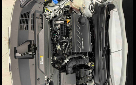 Hyundai Elantra, 2021 год, 1 690 000 рублей, 8 фотография