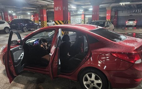 Hyundai Solaris II рестайлинг, 2012 год, 580 000 рублей, 11 фотография