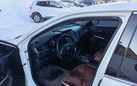 Toyota Camry, 2016 год, 2 100 000 рублей, 6 фотография