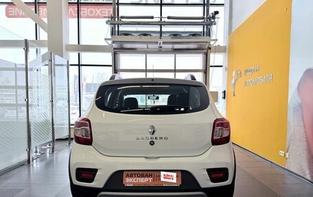 Renault Sandero II рестайлинг, 2021 год, 1 300 000 рублей, 5 фотография