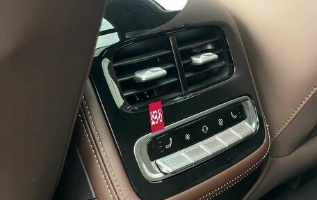 CheryExeed TXL, 2024 год, 3 930 000 рублей, 21 фотография