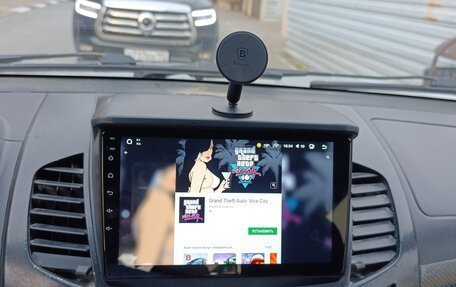 Mitsubishi L200 IV рестайлинг, 2012 год, 1 000 000 рублей, 7 фотография