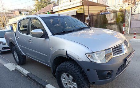 Mitsubishi L200 IV рестайлинг, 2012 год, 1 000 000 рублей, 5 фотография