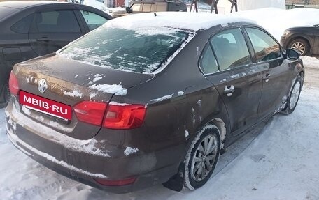 Volkswagen Jetta VI, 2012 год, 880 000 рублей, 4 фотография