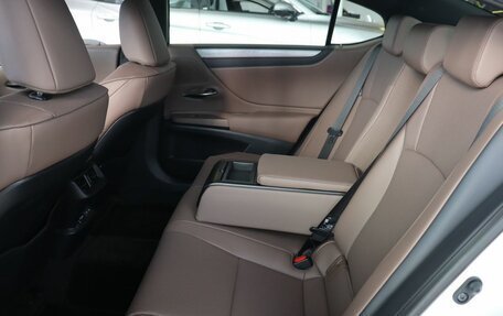 Lexus ES VII, 2025 год, 6 150 000 рублей, 20 фотография