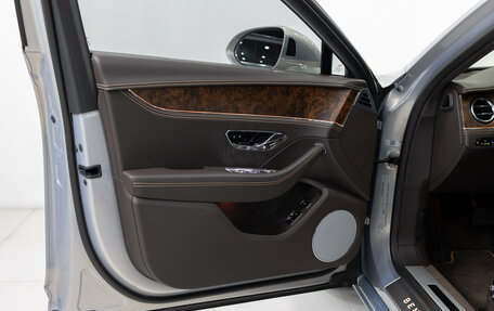 Bentley Flying Spur, 2022 год, 32 990 000 рублей, 8 фотография