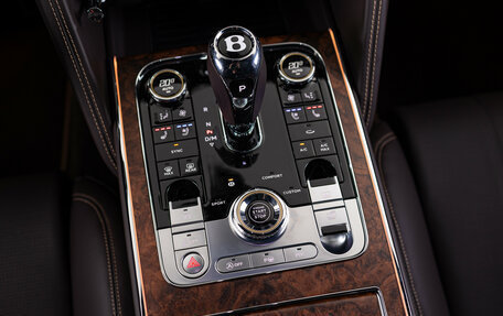 Bentley Flying Spur, 2022 год, 32 990 000 рублей, 23 фотография