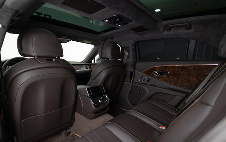 Bentley Flying Spur, 2022 год, 32 990 000 рублей, 31 фотография