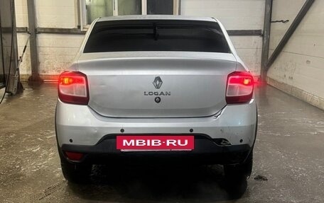 Renault Logan II, 2019 год, 750 000 рублей, 3 фотография