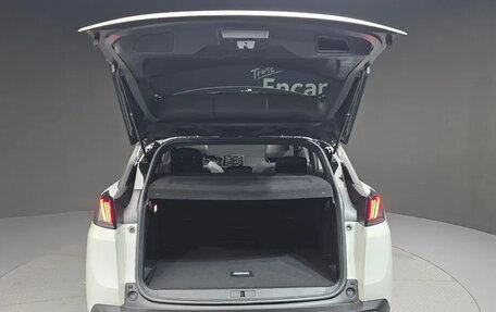 Peugeot 3008 II, 2022 год, 2 500 000 рублей, 4 фотография